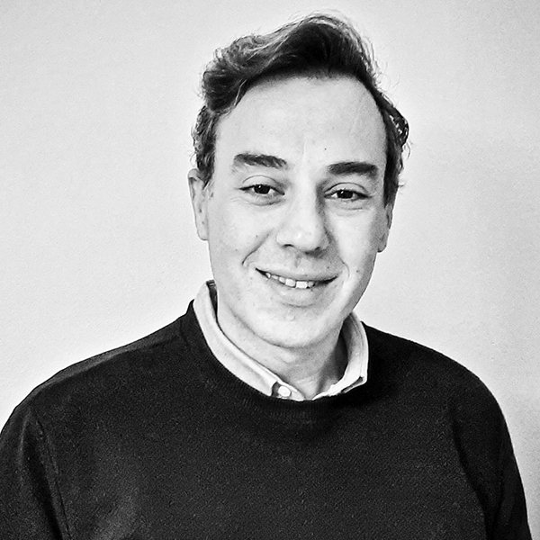 Κώστας Μπαρμπέας